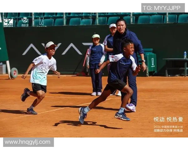 杭州网球队灵活性引发热议网球界对战术调整的不同看法 杭州网球队灵活性引发热议网球界对战术调整的不同看法